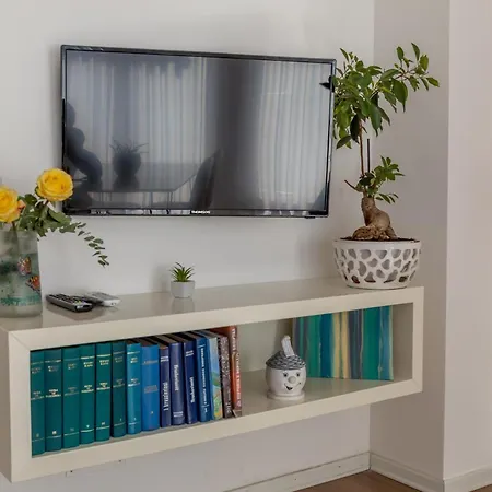 New Apartament Τίρανα