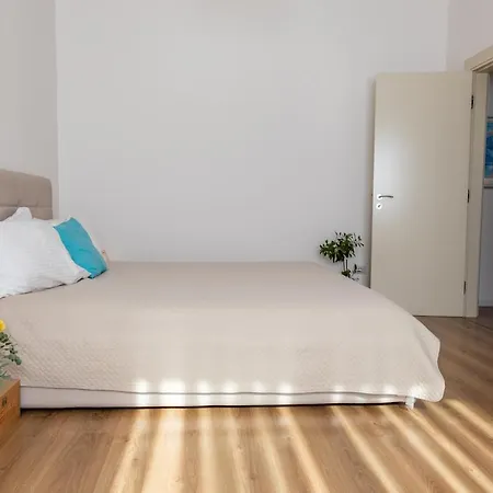 New Apartament Διαμέρισμα *